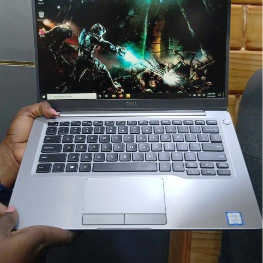 Dell Latitude 7300