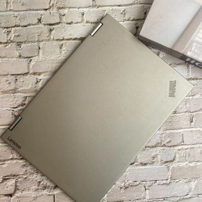 Lenovo ThinkPad Yoga 260
